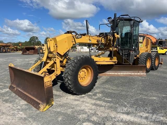 CAT 140M 平土機