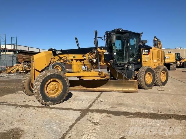 CAT 140M3 平土機
