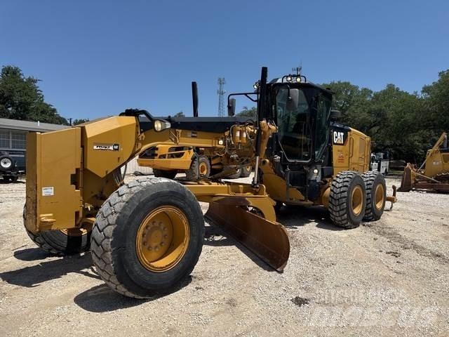 CAT 140M3 平土機