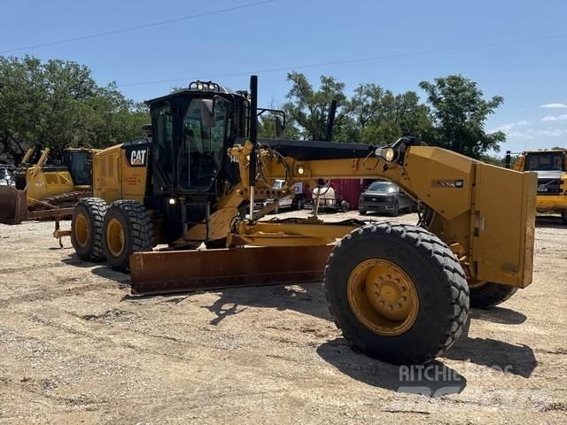 CAT 140M3 平土機