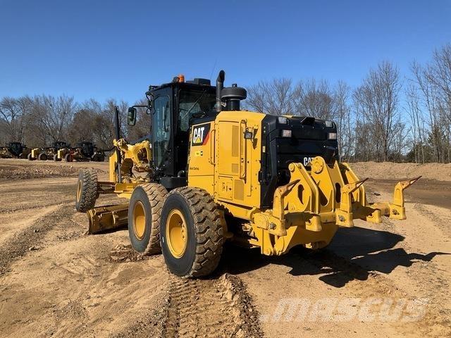 CAT 140M3 平土機