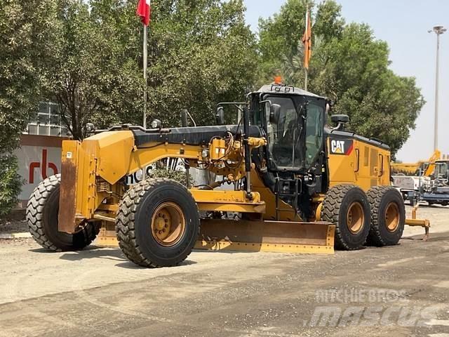 CAT 14M3 平土機