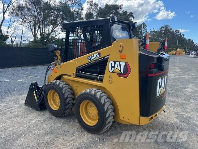 CAT 216B3 滑移轉向裝載機