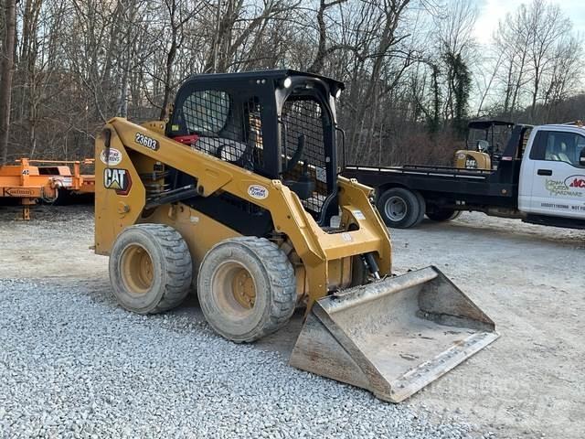 CAT 236D3 滑移轉向裝載機