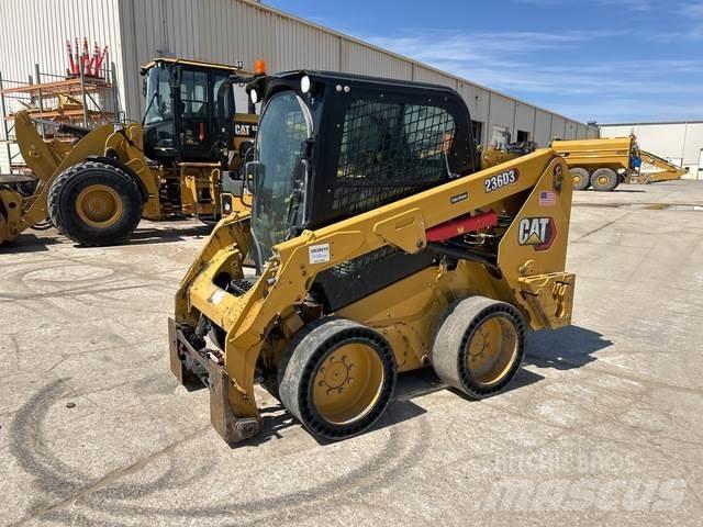 CAT 236D3 滑移轉向裝載機