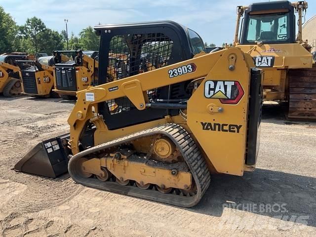 CAT 239D3 滑移轉向裝載機