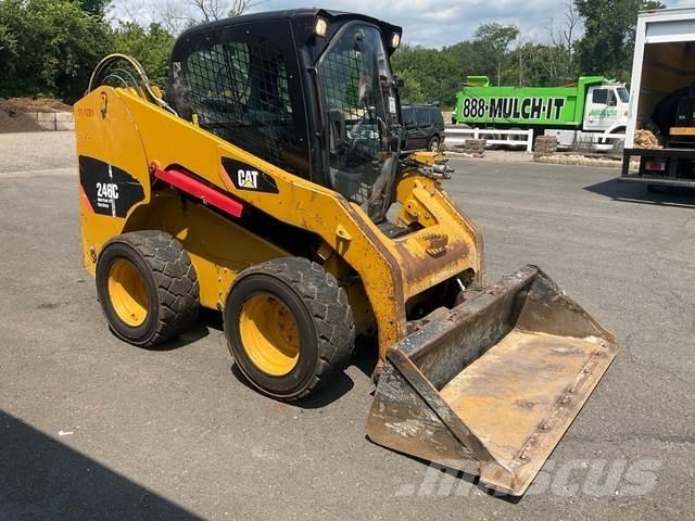 CAT 246C 滑移轉向裝載機