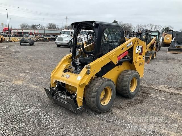 CAT 246D3 滑移轉向裝載機