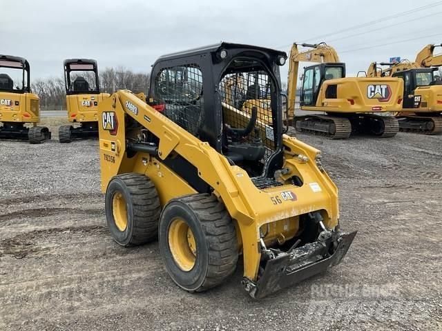 CAT 246D3 滑移轉向裝載機