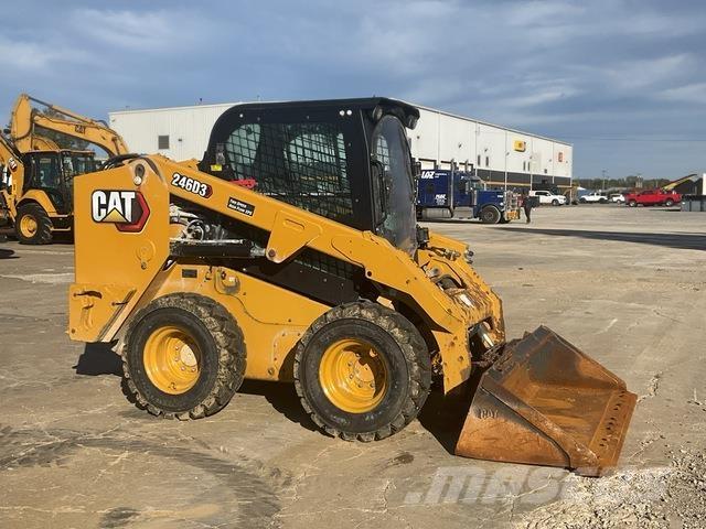 CAT 246D3 滑移轉向裝載機
