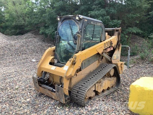 CAT 259D 滑移轉向裝載機