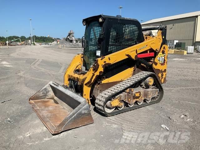 CAT 259D3 滑移轉向裝載機