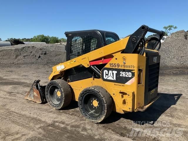 CAT 262D 滑移轉向裝載機