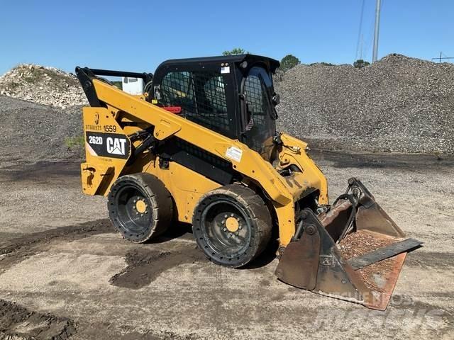 CAT 262D 滑移轉向裝載機