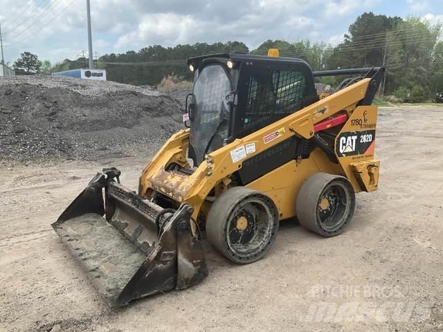 CAT 262D 滑移轉向裝載機