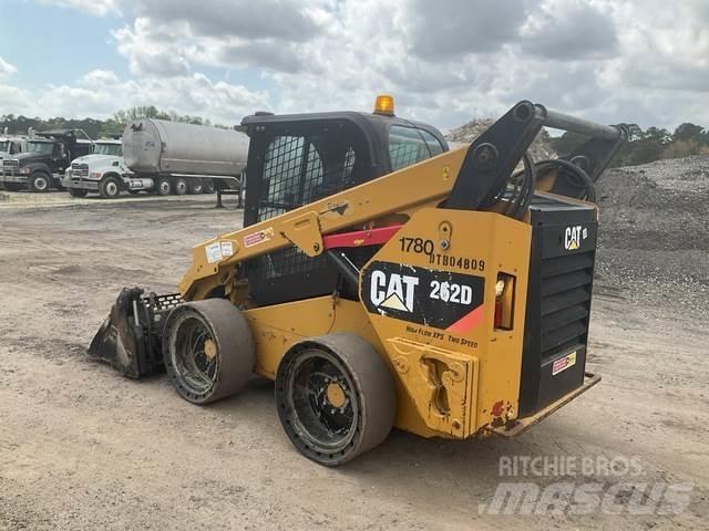 CAT 262D 滑移轉向裝載機