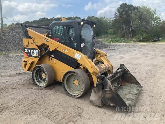 CAT 262D 滑移轉向裝載機
