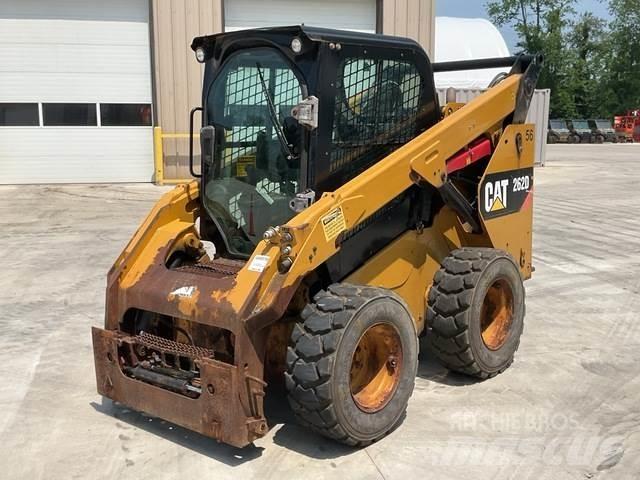 CAT 262D 滑移轉向裝載機