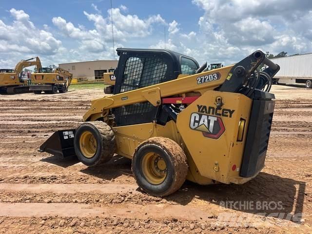 CAT 272D3 滑移轉向裝載機