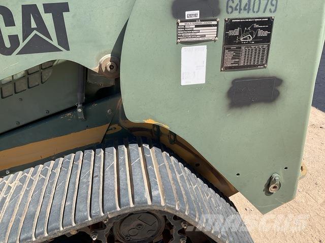 CAT 277C 滑移轉向裝載機