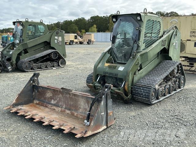 CAT 277C 滑移轉向裝載機