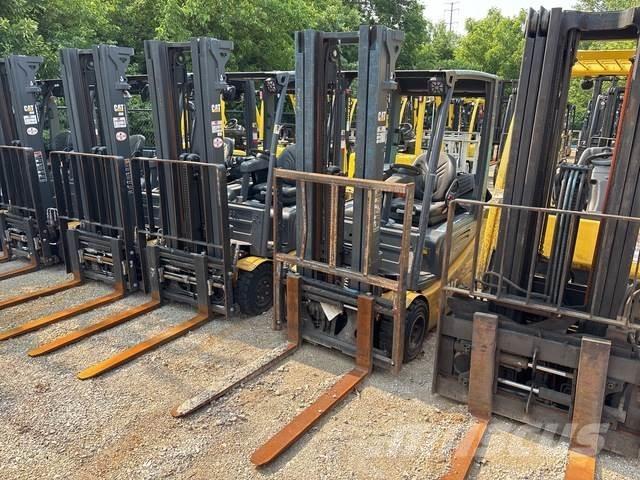 CAT 2ET4000 電動堆高機