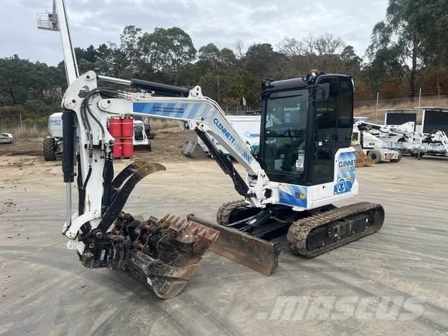 CAT 303.5CR 小型挖土機/掘鑿機<7t(小型挖掘機)