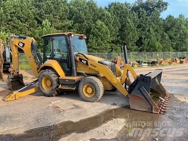CAT 440 反鏟裝載機