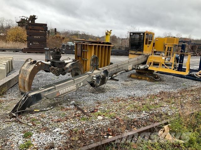 CAT 519 SM 鉗式裝載機