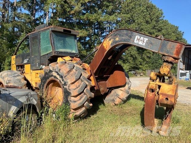 CAT 525C 集材機