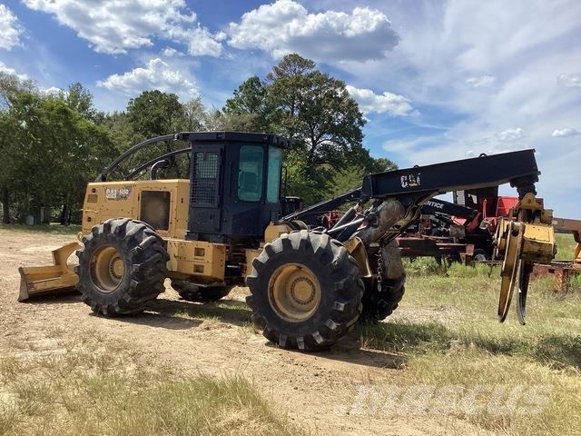 CAT 525D 集材機