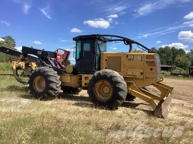 CAT 525D 集材機