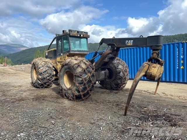 CAT 535B 集材機