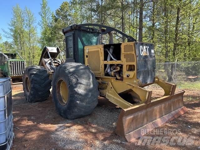 CAT 535D 集材機