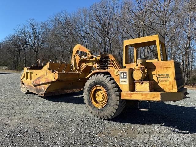 CAT 613B 刮土機