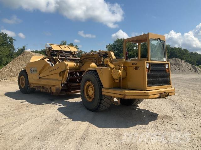 CAT 613B 刮土機