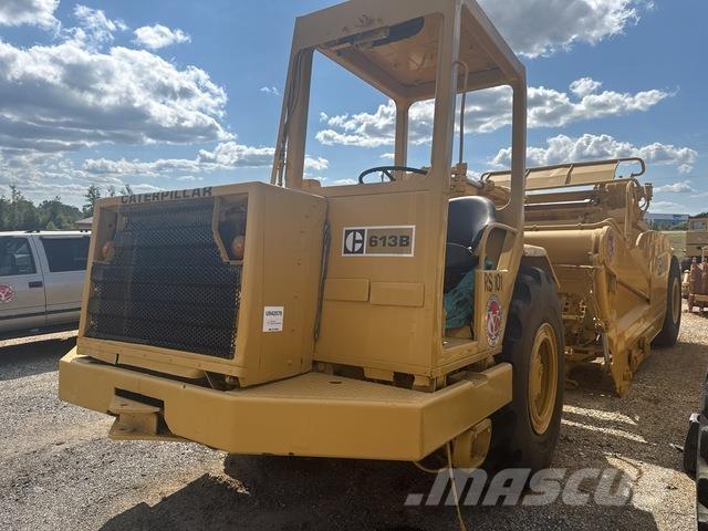 CAT 613B 刮土機