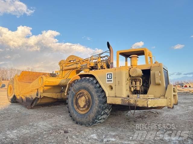 CAT 621B 刮土機