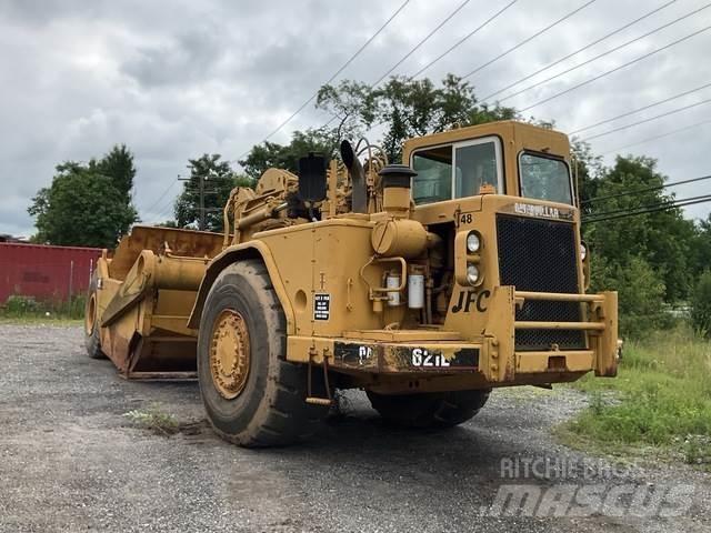 CAT 621B 刮土機