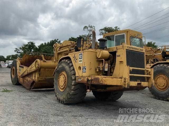 CAT 621B 刮土機