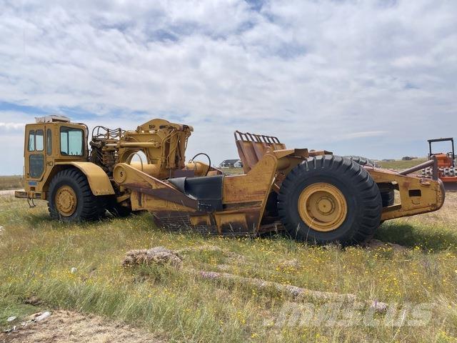 CAT 621B 刮土機