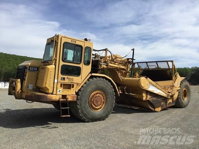 CAT 621G 刮土機