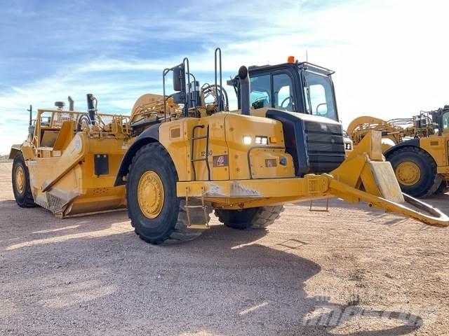 CAT 627K 刮土機