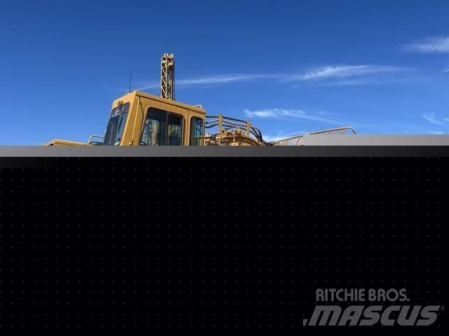 CAT 633E 刮土機