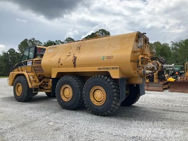 CAT 725 水車