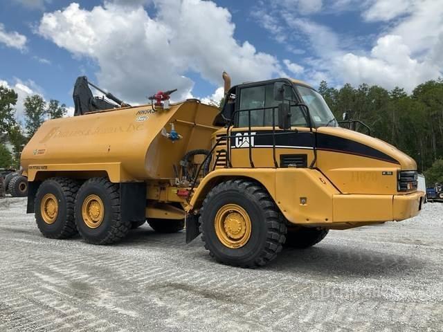 CAT 725 水車