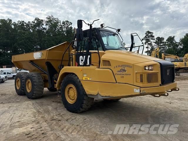 CAT 725C 鉸接式起吊車