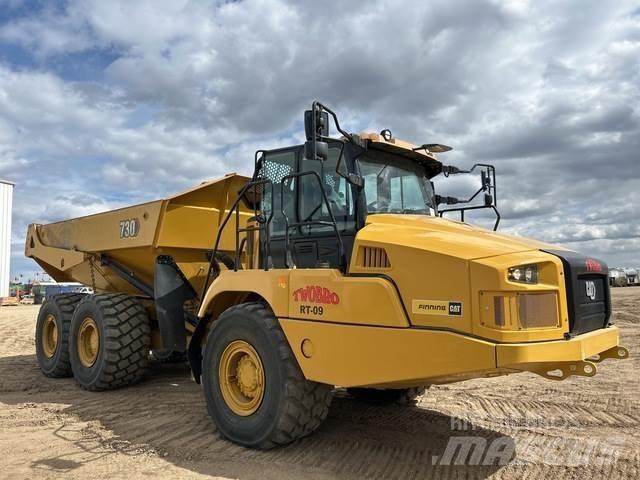 CAT 730 鉸接式起吊車