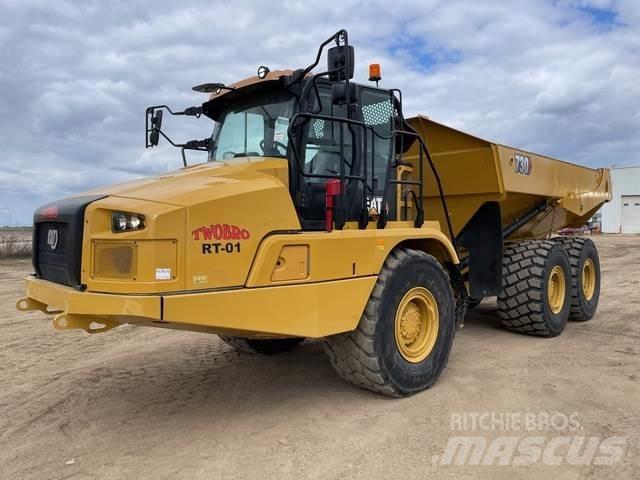 CAT 730 鉸接式起吊車