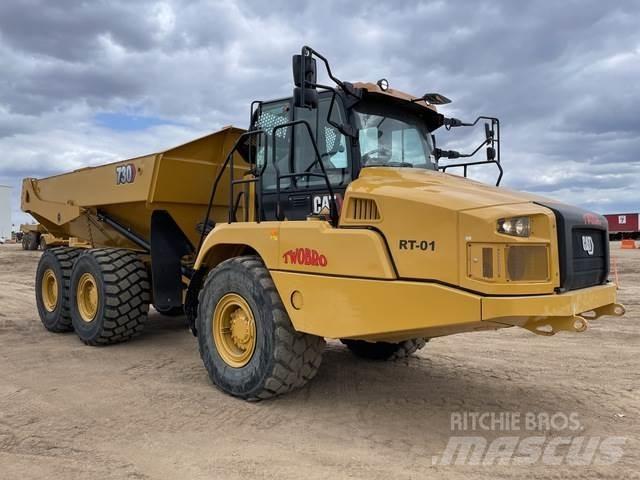 CAT 730 鉸接式起吊車